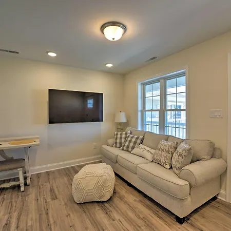 Welcoming Wildwood Condo About 1 Block To Beach!